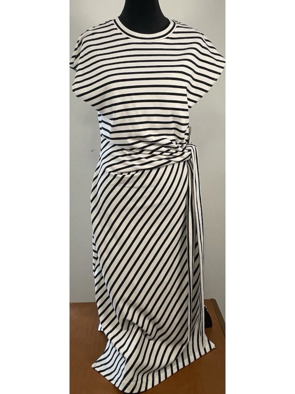 Black And White Striped Knit Midi Dress With Waist Bow Grace And Karma NWT S